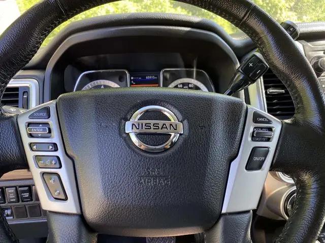 2019 Nissan Titan SL