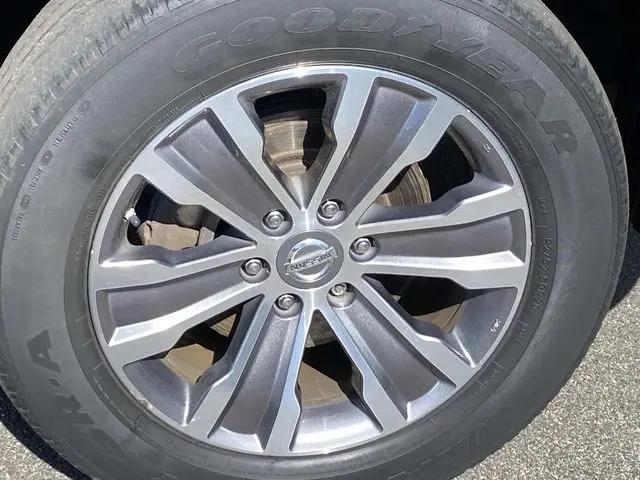 2019 Nissan Titan SL