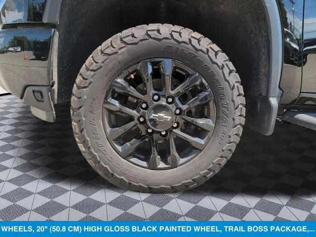 2025 Chevrolet Silverado 2500HD 4WD Crew Cab Standard Bed LT