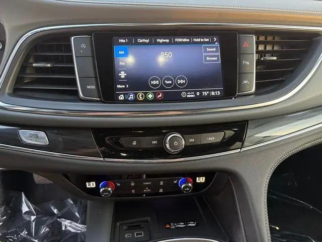 2023 Buick Enclave Essence FWD