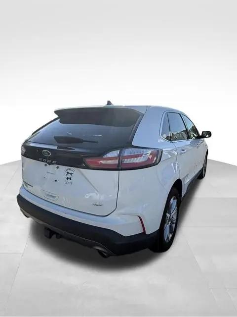 2021 Ford Edge Titanium