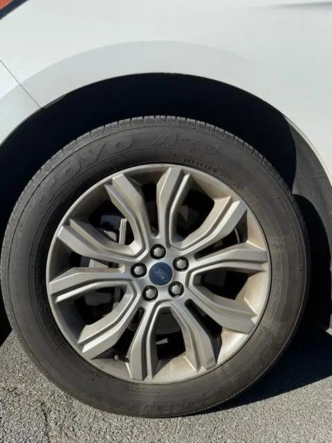 2021 Ford Edge Titanium