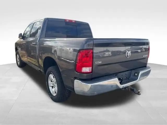 2019 Ram 1500 Classic SLT Crew Cab 4x4 5'7" Box