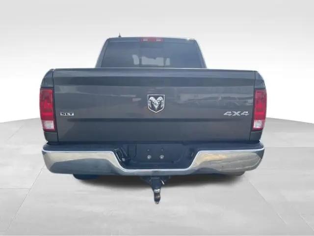 2019 Ram 1500 Classic SLT Crew Cab 4x4 5'7" Box