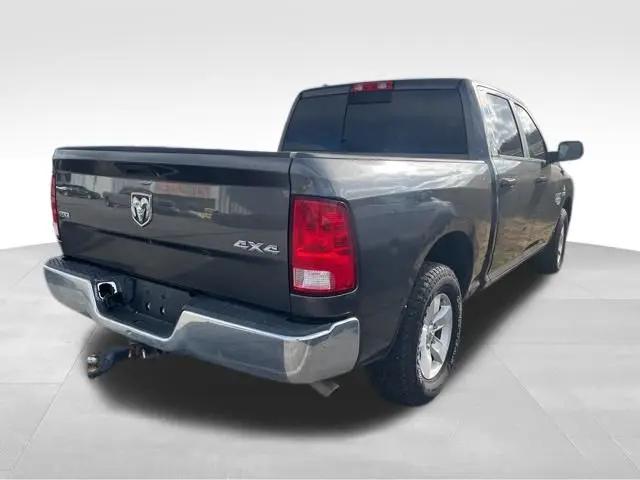 2019 Ram 1500 Classic SLT Crew Cab 4x4 5'7" Box