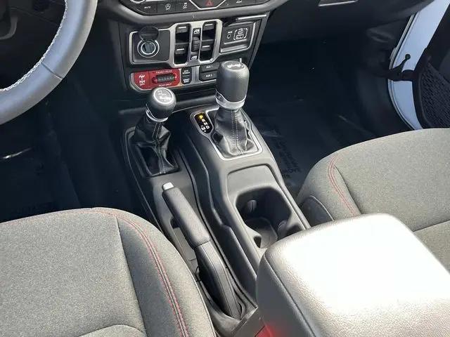 2025 Jeep Wrangler 4-Door Rubicon 4x4