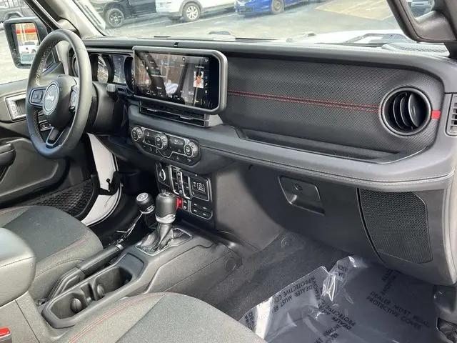 2025 Jeep Wrangler 4-Door Rubicon 4x4