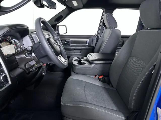 2024 Ram 1500 Classic Warlock Quad Cab 4x4 6'4" Box