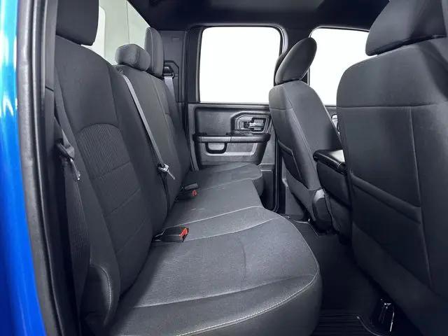 2024 Ram 1500 Classic Warlock Quad Cab 4x4 6'4" Box