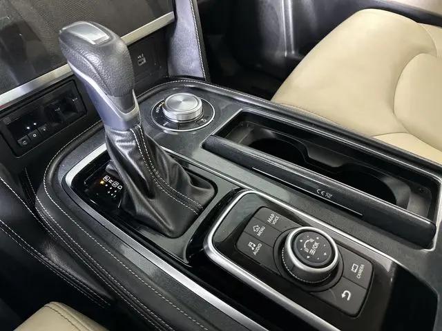 2024 Nissan Armada SV 4WD