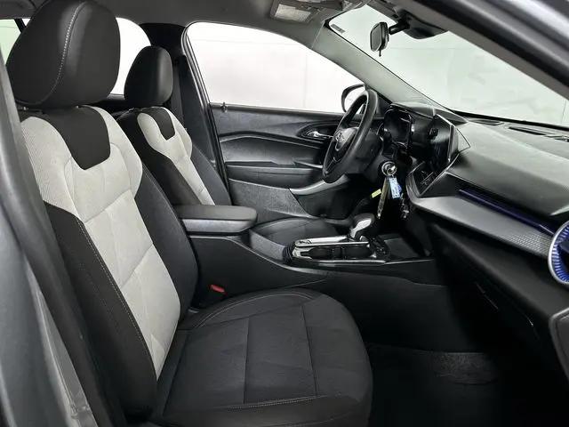 2024 Chevrolet Trax FWD SP