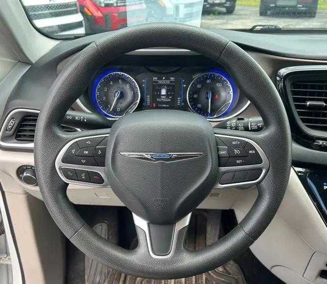 2017 Chrysler Pacifica LX