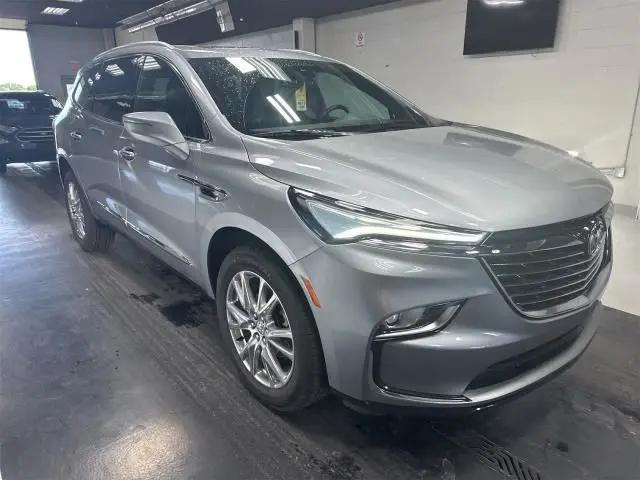 2023 Buick Enclave Essence AWD