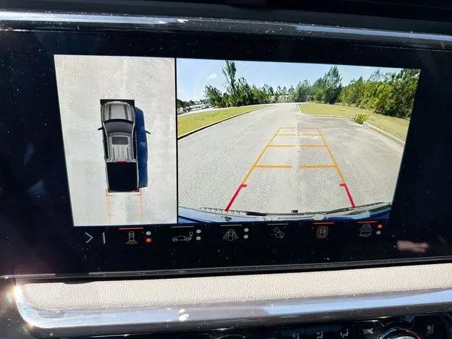 2024 GMC Sierra 1500 4WD Crew Cab Short Box AT4