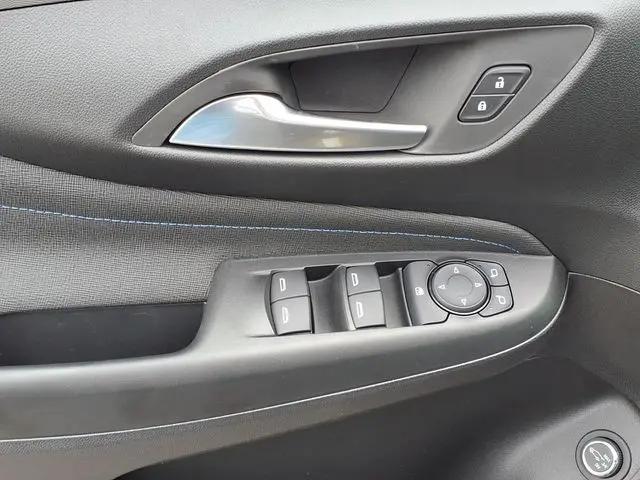 2026 Buick NV Sport Touring FWD