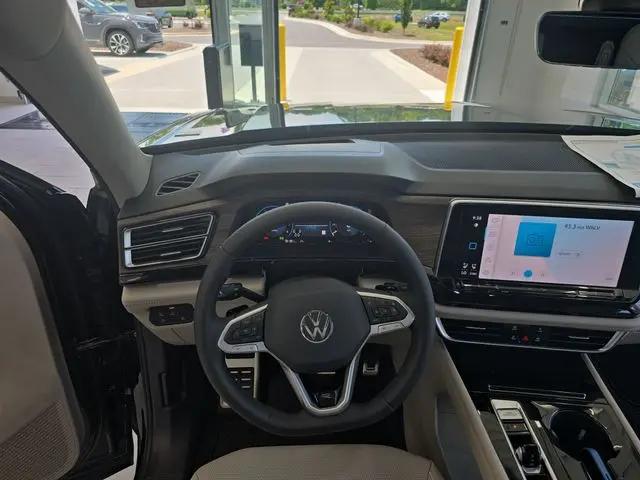 2026 Volkswagen Atlas SEL Premium R-Line