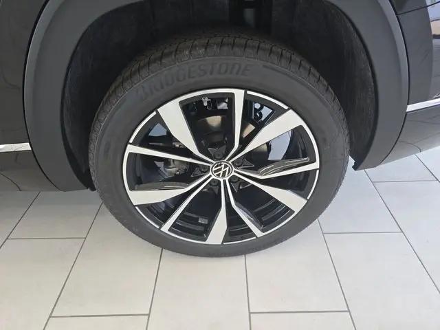 2026 Volkswagen Atlas SEL Premium R-Line
