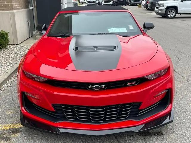 2023 Chevrolet Camaro RWD Convertible 2SS