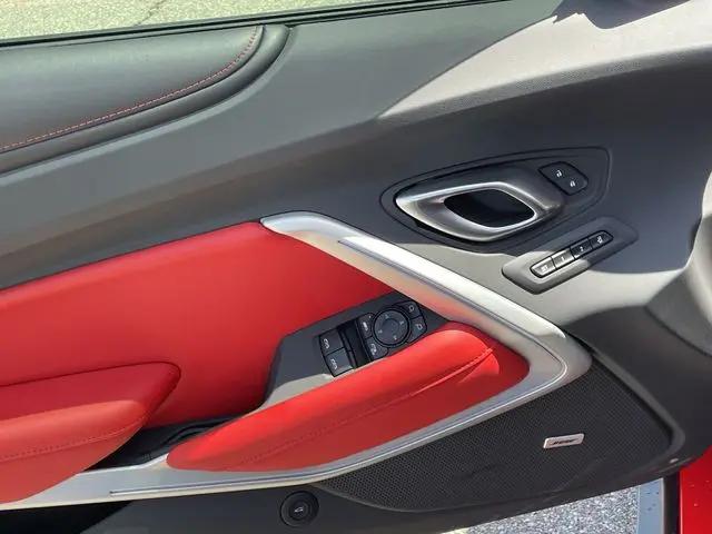 2023 Chevrolet Camaro RWD Convertible 2SS