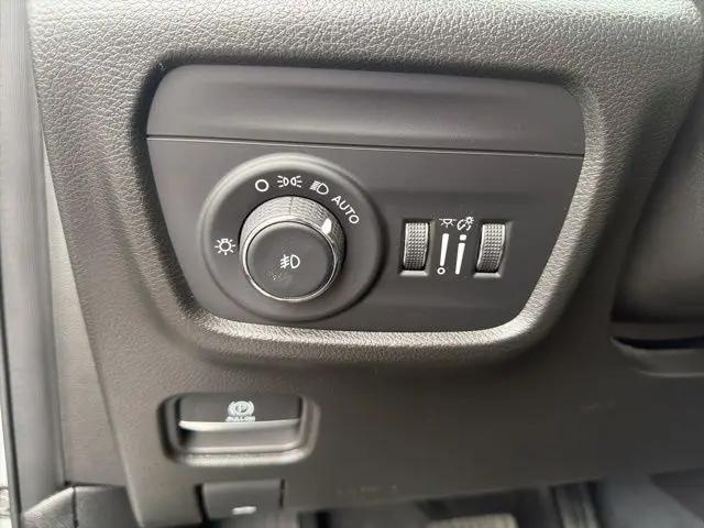 2023 Jeep Grand Cherokee L Summit 4x4