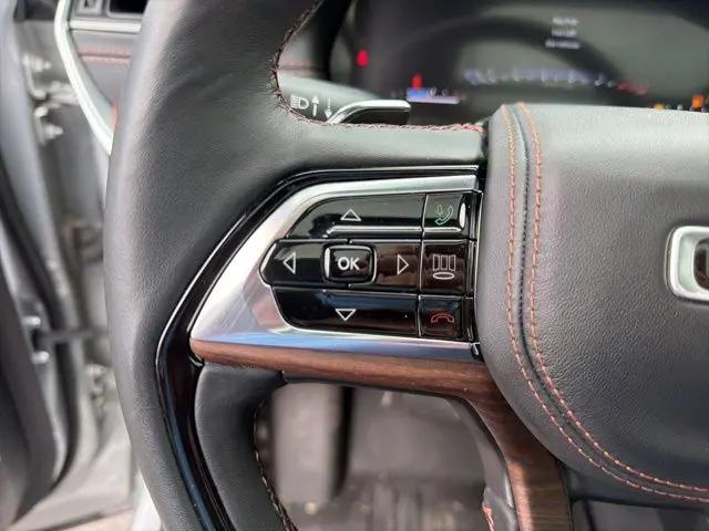 2023 Jeep Grand Cherokee L Summit 4x4