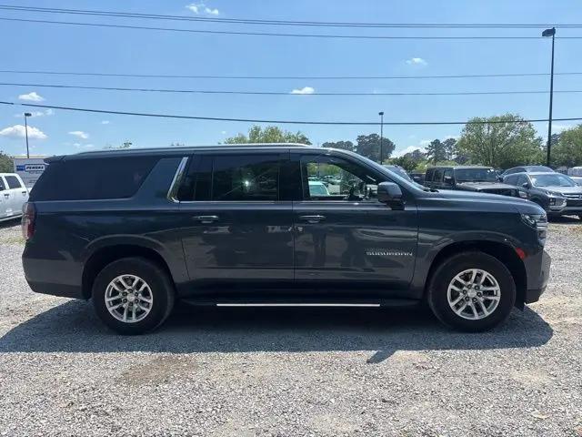 2021 Chevrolet Suburban 2WD LT