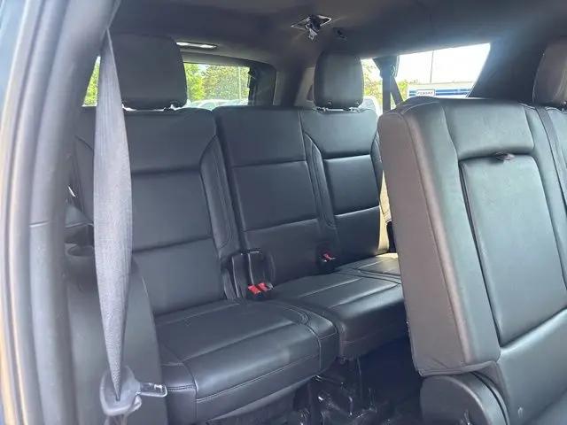 2021 Chevrolet Suburban 2WD LT