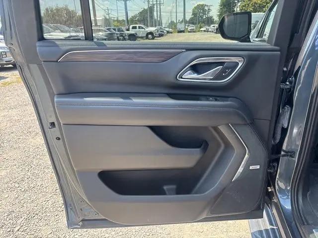 2021 Chevrolet Suburban 2WD LT