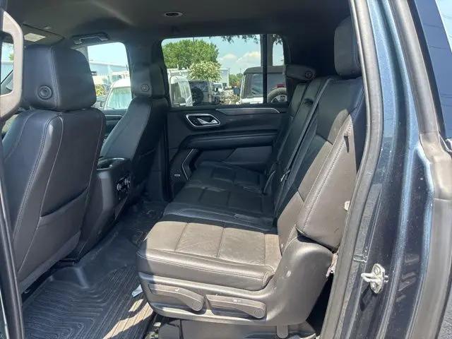 2021 Chevrolet Suburban 2WD LT