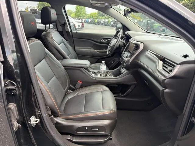 2021 GMC Acadia AWD AT4