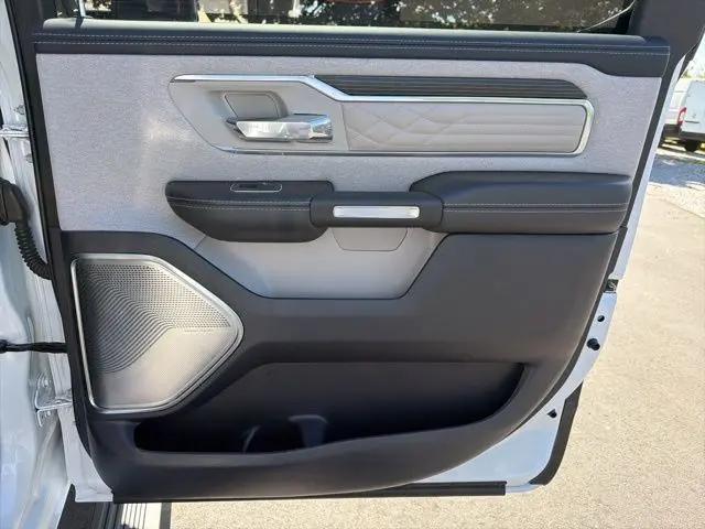 2022 Ram 1500 Limited Crew Cab 4x4 5'7" Box