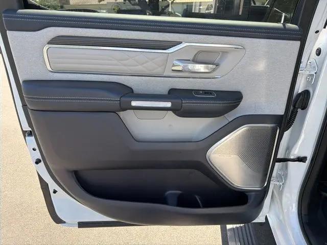 2022 Ram 1500 Limited Crew Cab 4x4 5'7" Box