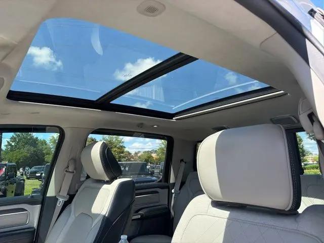 2022 Ram 1500 Limited Crew Cab 4x4 5'7" Box