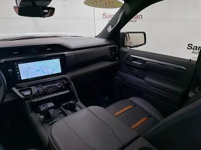 2026 GMC Sierra 1500 Crew Cab, Short Bed, AT4, 4WD