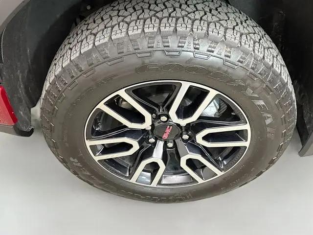 2026 GMC Sierra 1500 Crew Cab, Short Bed, AT4, 4WD