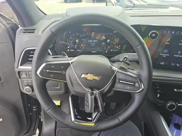 2025 Chevrolet Suburban 4WD Premier
