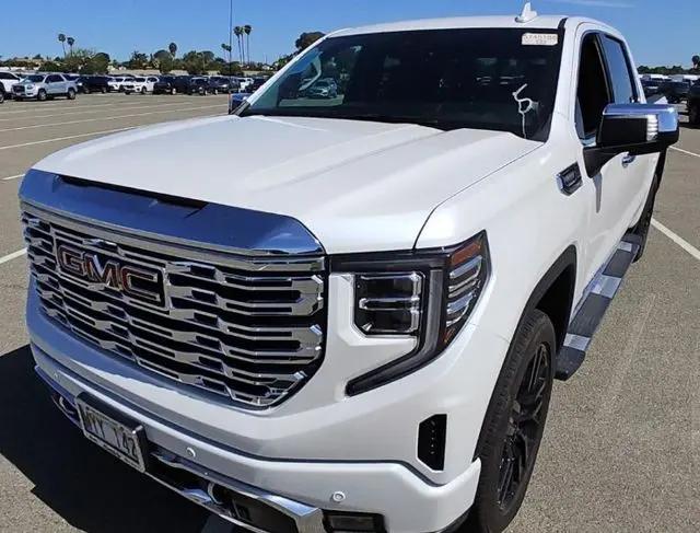 2023 GMC Sierra 1500 4WD Crew Cab Short Box Denali