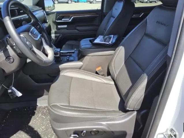 2023 GMC Sierra 1500 4WD Crew Cab Short Box Denali