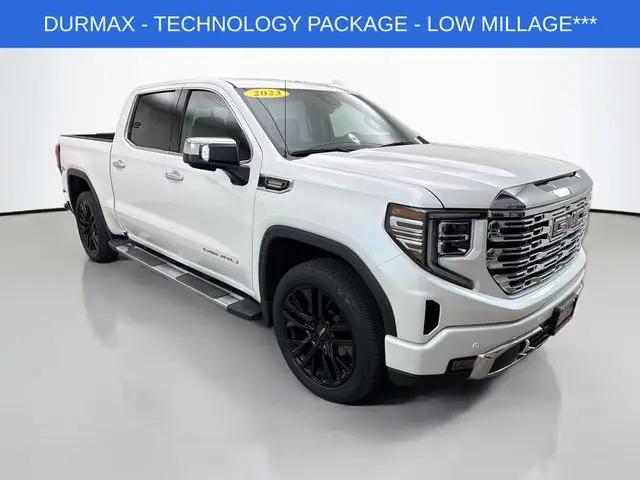 2023 GMC Sierra 1500 4WD Crew Cab Short Box Denali for sale in Bloomington, IL
