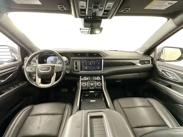 2023 GMC Yukon 4WD Denali
