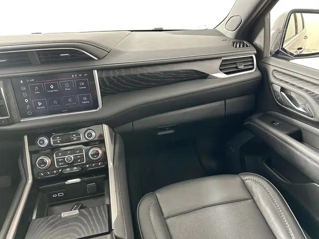 2023 GMC Yukon 4WD Denali