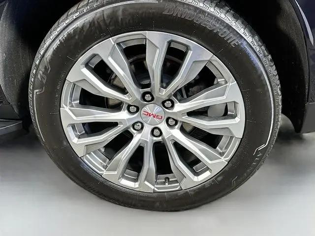 2023 GMC Yukon 4WD Denali