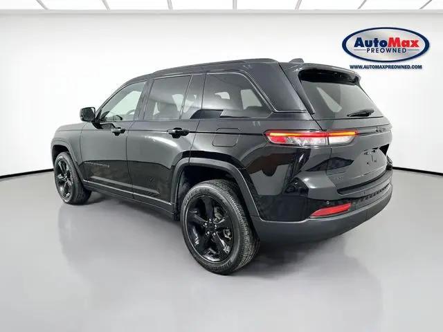 2022 Jeep Grand Cherokee Altitude 4x4