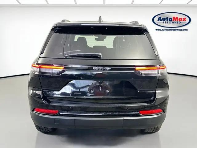 2022 Jeep Grand Cherokee Altitude 4x4