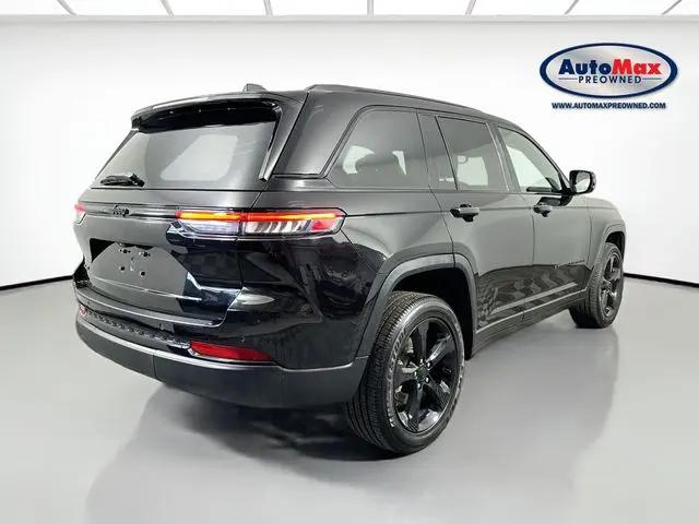 2022 Jeep Grand Cherokee Altitude 4x4