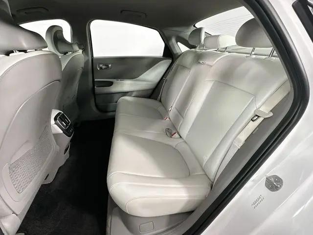 2024 Hyundai IONIQ 6 SEL