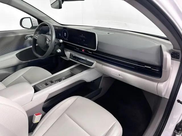2024 Hyundai IONIQ 6 SEL