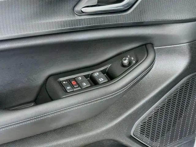 2024 Jeep Grand Cherokee L Laredo 4x4