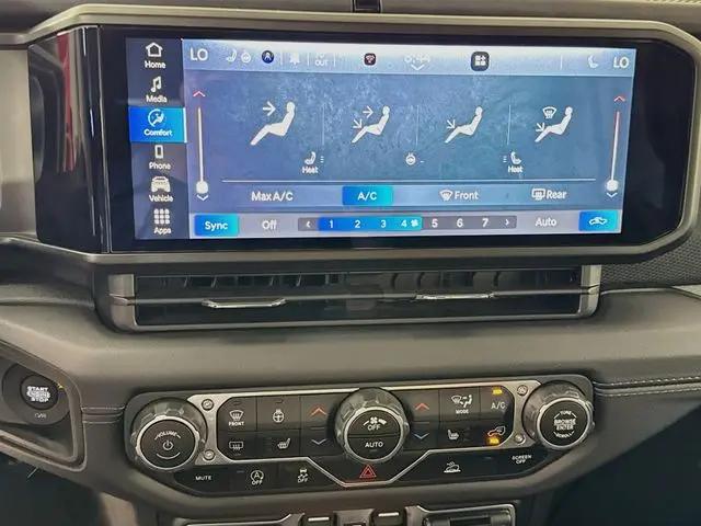 2024 Jeep Gladiator Sport