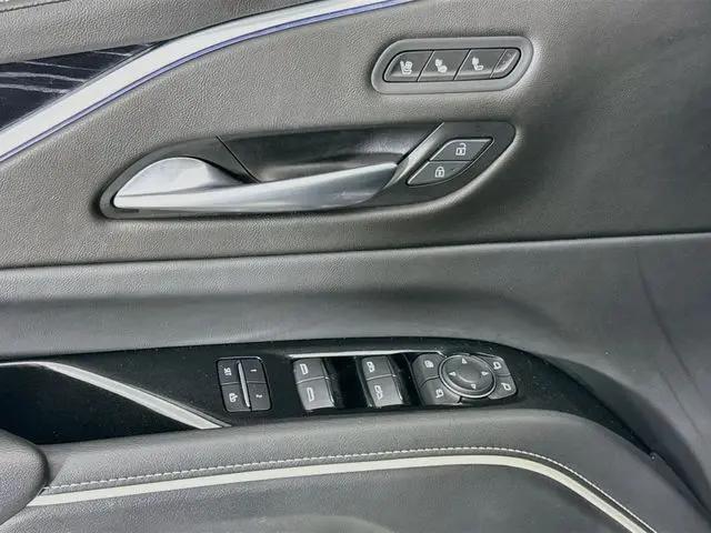 2023 Cadillac Escalade 4WD Sport